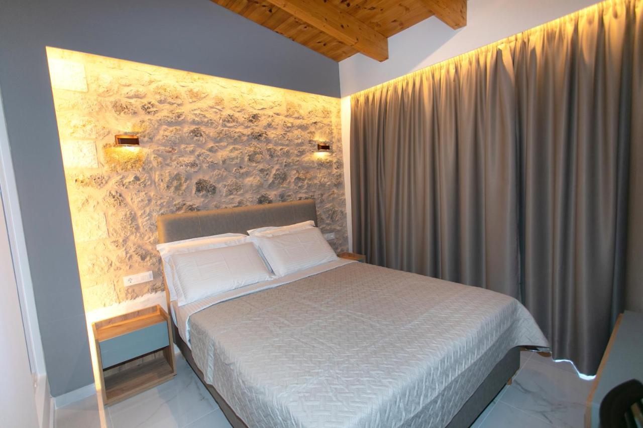 Elais Luxury Villas Parga Esterno foto